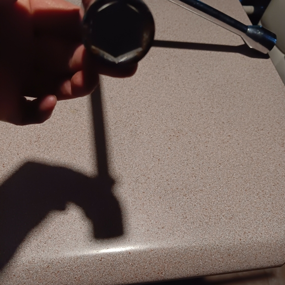 4 sided lug wrench  3/4 ", 7/8"  13/16" and tire iron pry bar end  IF used -1 x - Picture 2 of 5